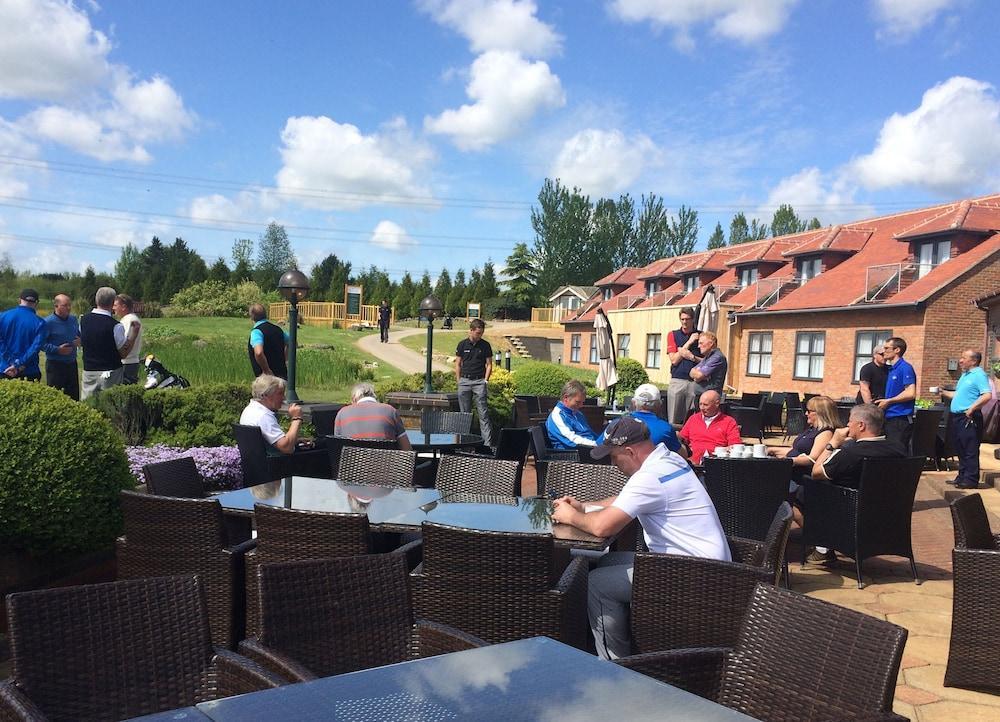 Magnolia Park Hotel, Golf & Country Club Boarstall Экстерьер фото